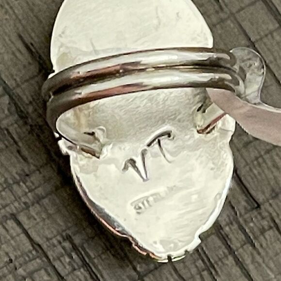 Victoria Tsosie Moonstone Ring in Sterling Silver Setting Size 8 - Picture 3 of 6